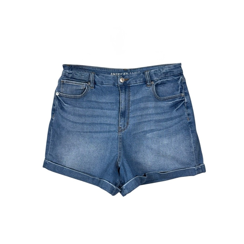 American Eagle Curvy Mom Jean Shorts Size 16 Distressed Capsule Essential Denim